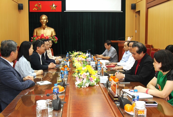 Chủ tịch Hội NCT Việt Nam Nguyễn Thanh Bình tiếp doanh nghiệp Hàn Quốc